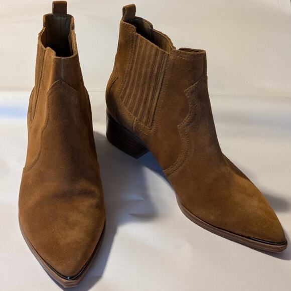 Marc Fisher LTD Light Brown Suede Western Style Pointed Toe Ankle Boot Size 8.5 - Picture 5 of 10